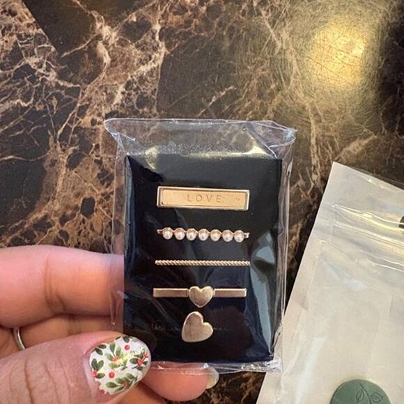 Flower Engraved Band Compatible with Apple Watch Bands for Women 40mm 38mm 41mm - Picture 2 of 8